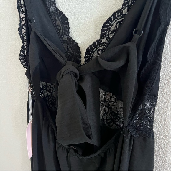 NWT Blashe Black Romper Lace Midriff Wide Leg Small - Picture 7 of 9